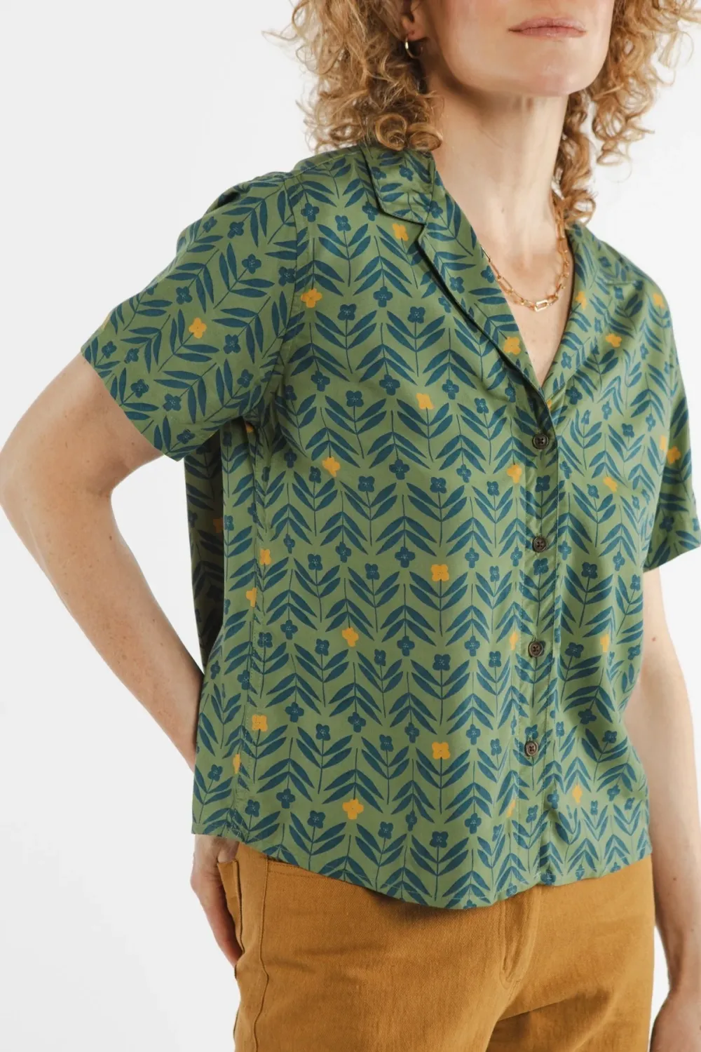 Daily Cropped Green Shirt