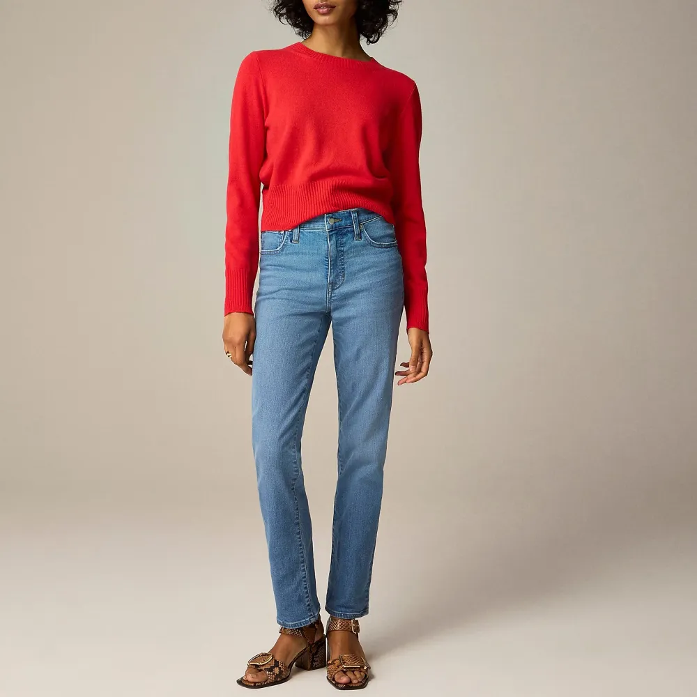 Daily Mid-Rise Slim Jeans