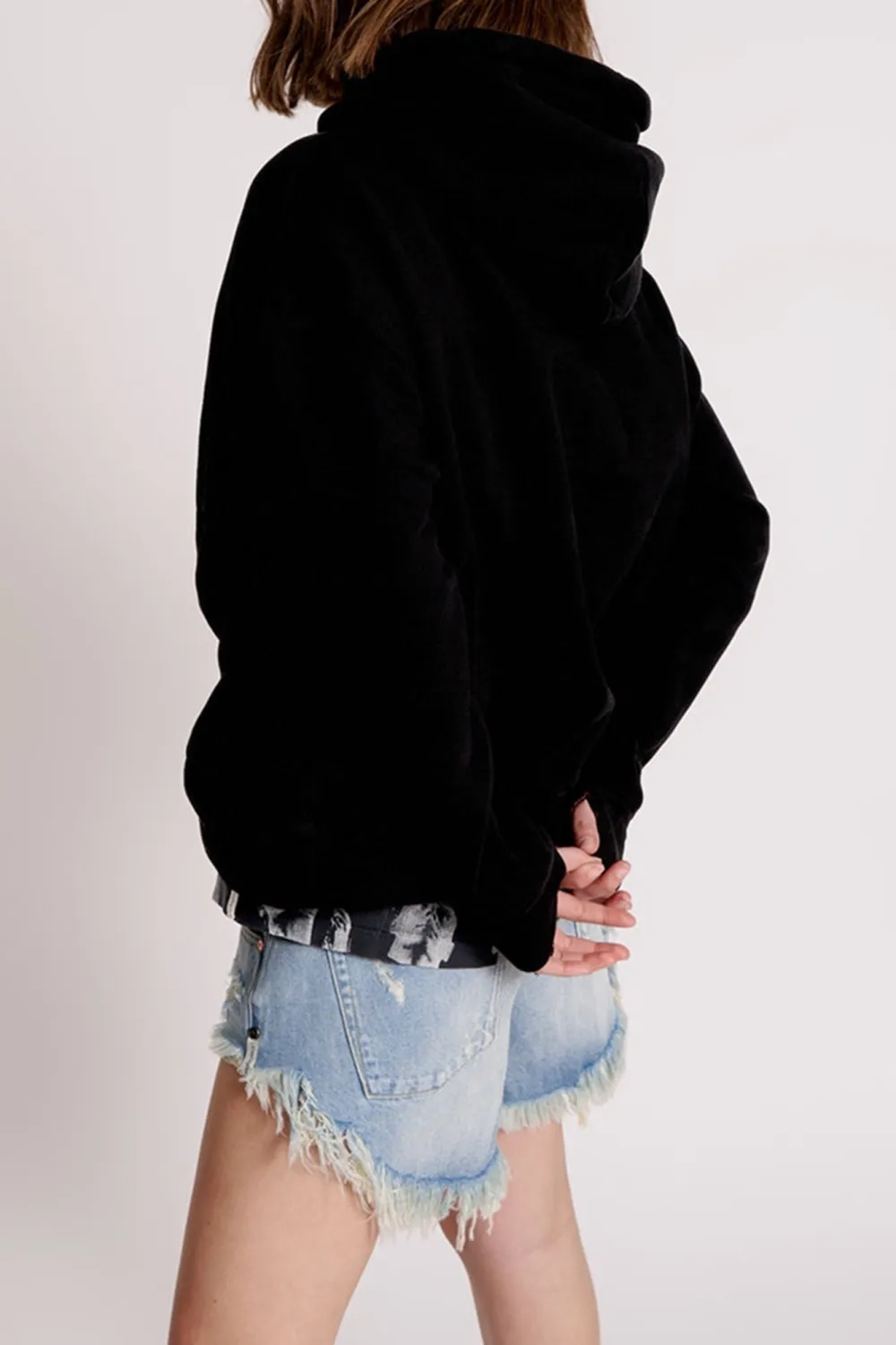 Black Comfortable Breathable Drawstring Loose  Hoodie