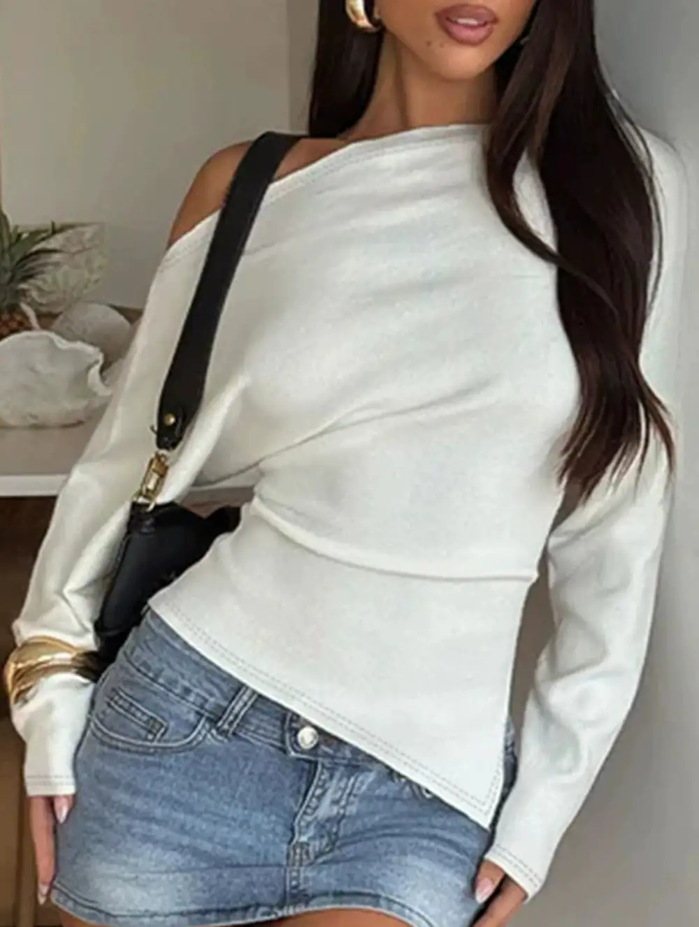 Slim-Fit Asymmetrical Long-Sleeve Base T-Shirt