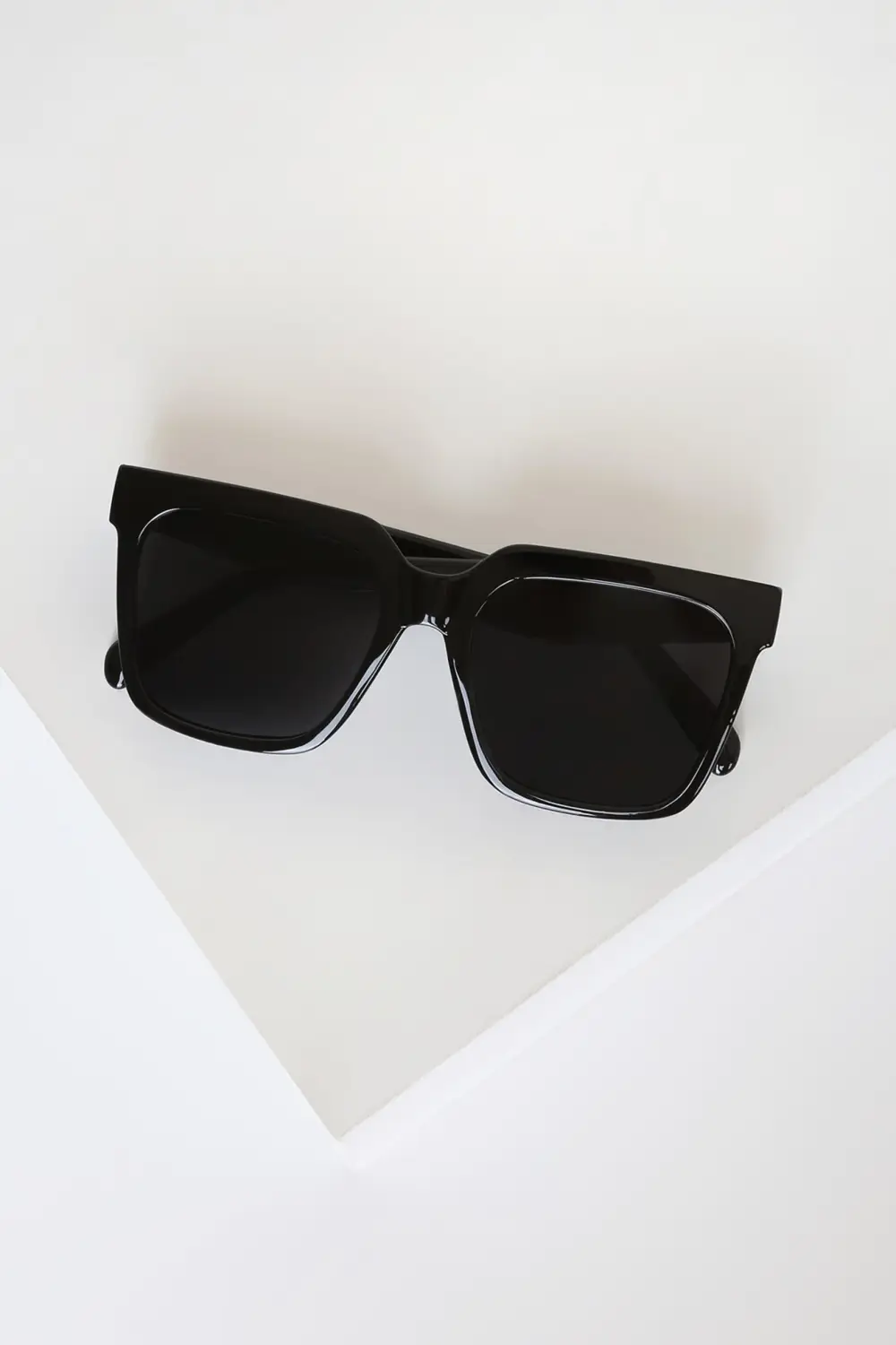 Classic All-Match Black Women's Sunglasses