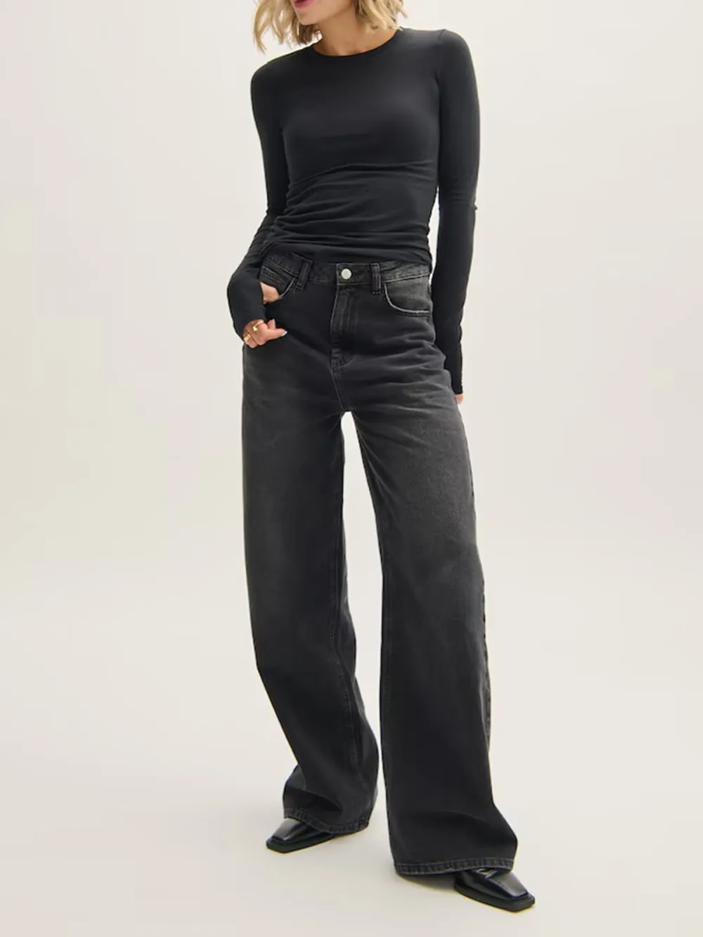 Plain Colored Casual Style Jeans