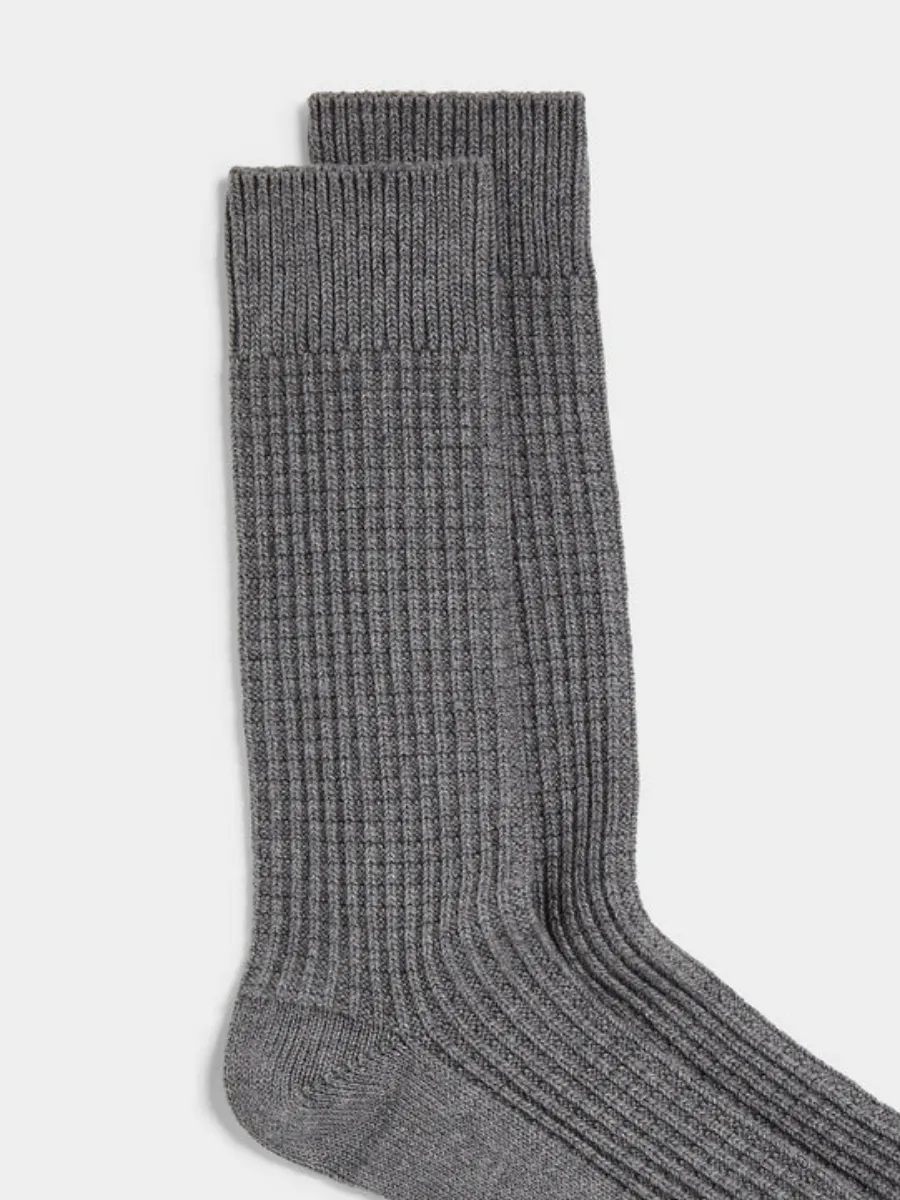 CLASSIC TEXTURED SOCKS​