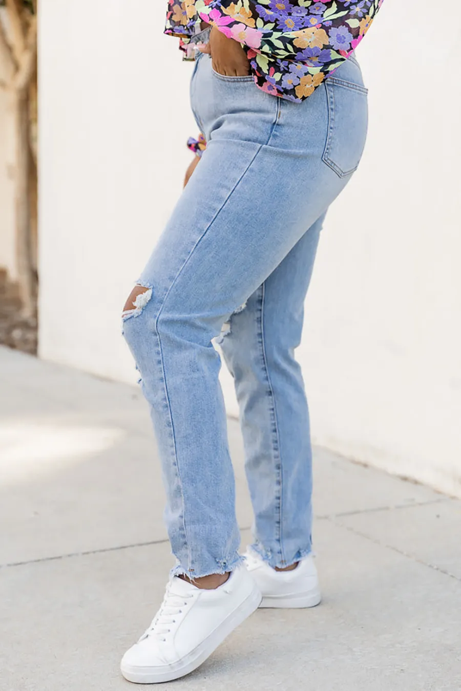 Light Wash High Waisted Jeans