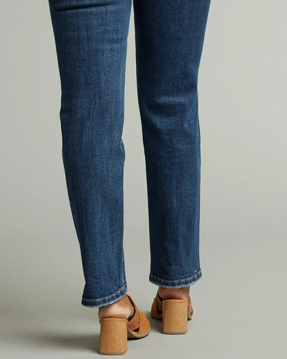 Mid Rise Straight Leg Jean