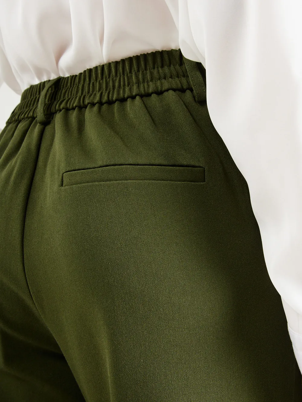Wide Leg Pleat-Front Pants