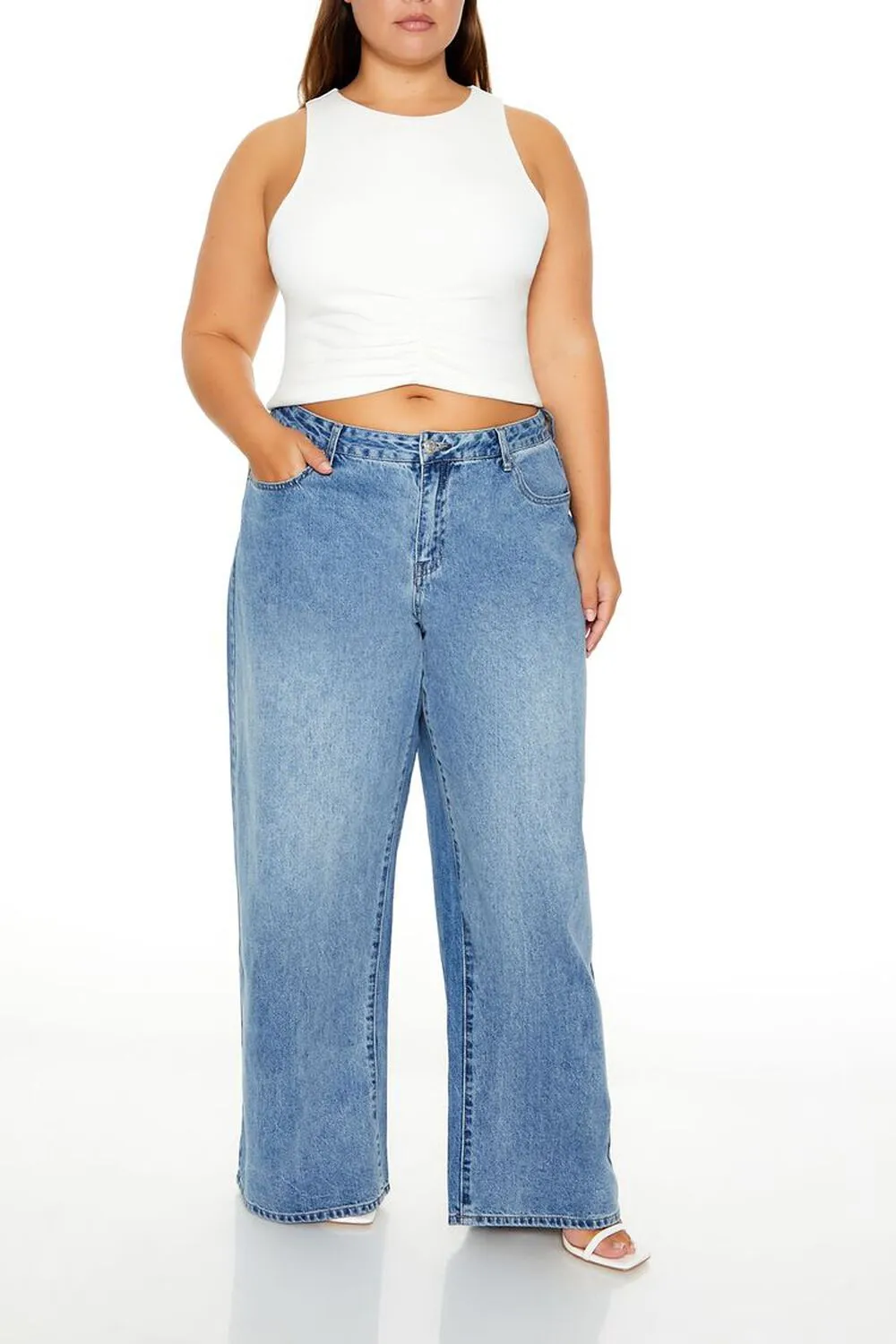 Plus Size Low-Rise Wide-Leg Jeans