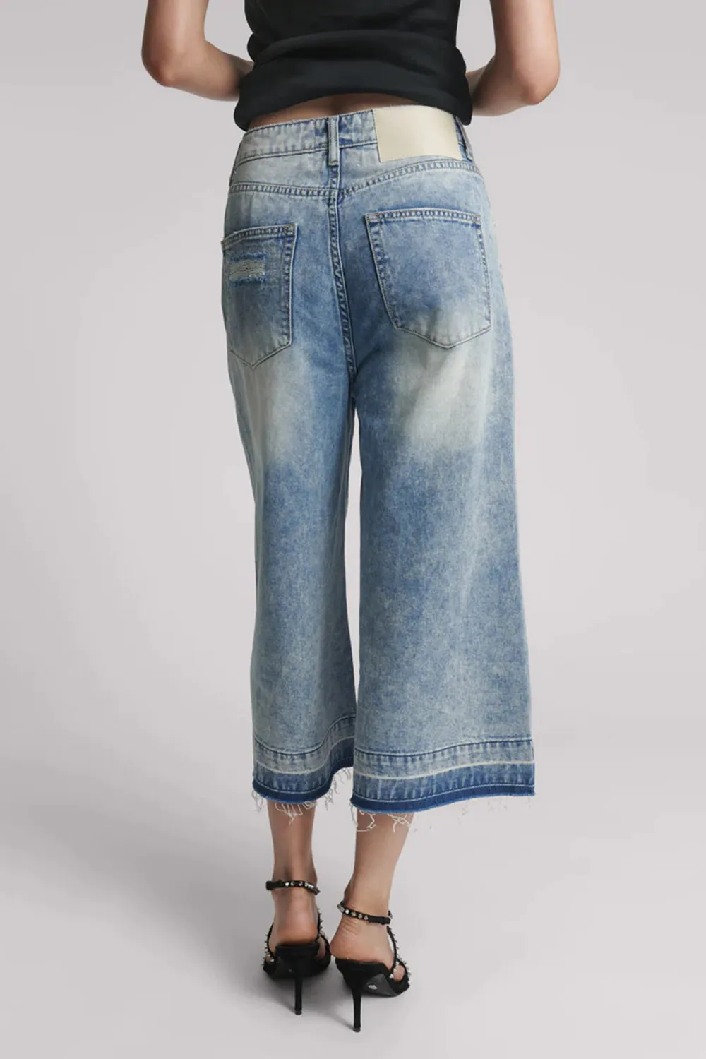 Blue Retro Loose Straight-Leg Denim Shorts