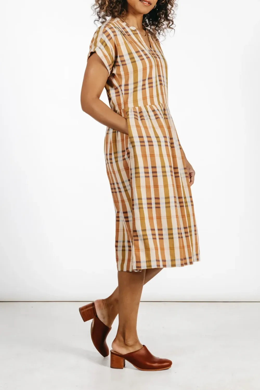The Non-Stretch Cotton Dress