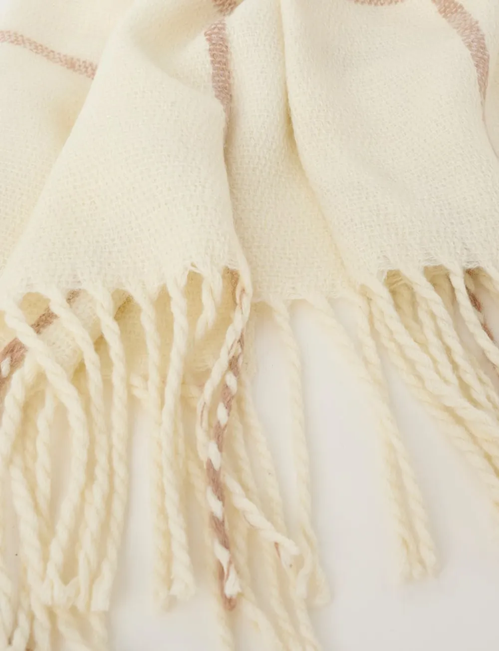 High-End Exquisite Cream Scarf