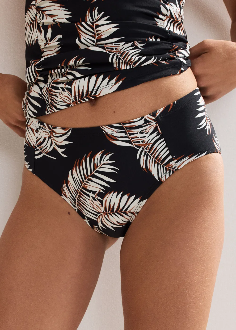 Leaf-Patterned Bikini Bottoms