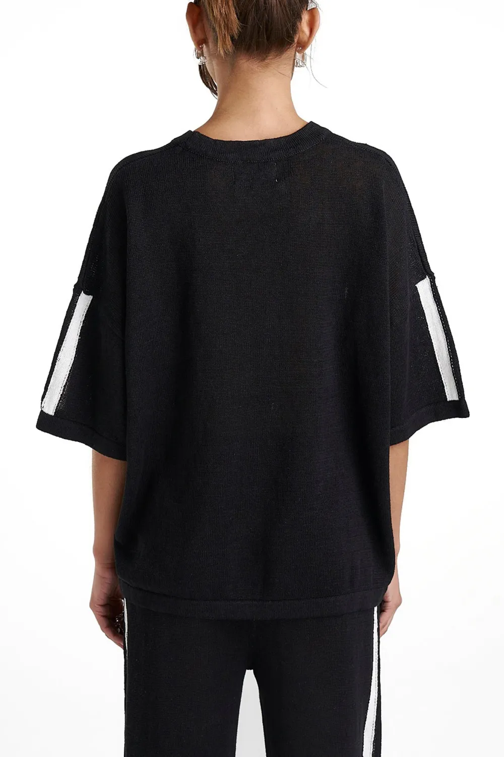 Simple Black With Cream Stripe Short-Sleeved Tees