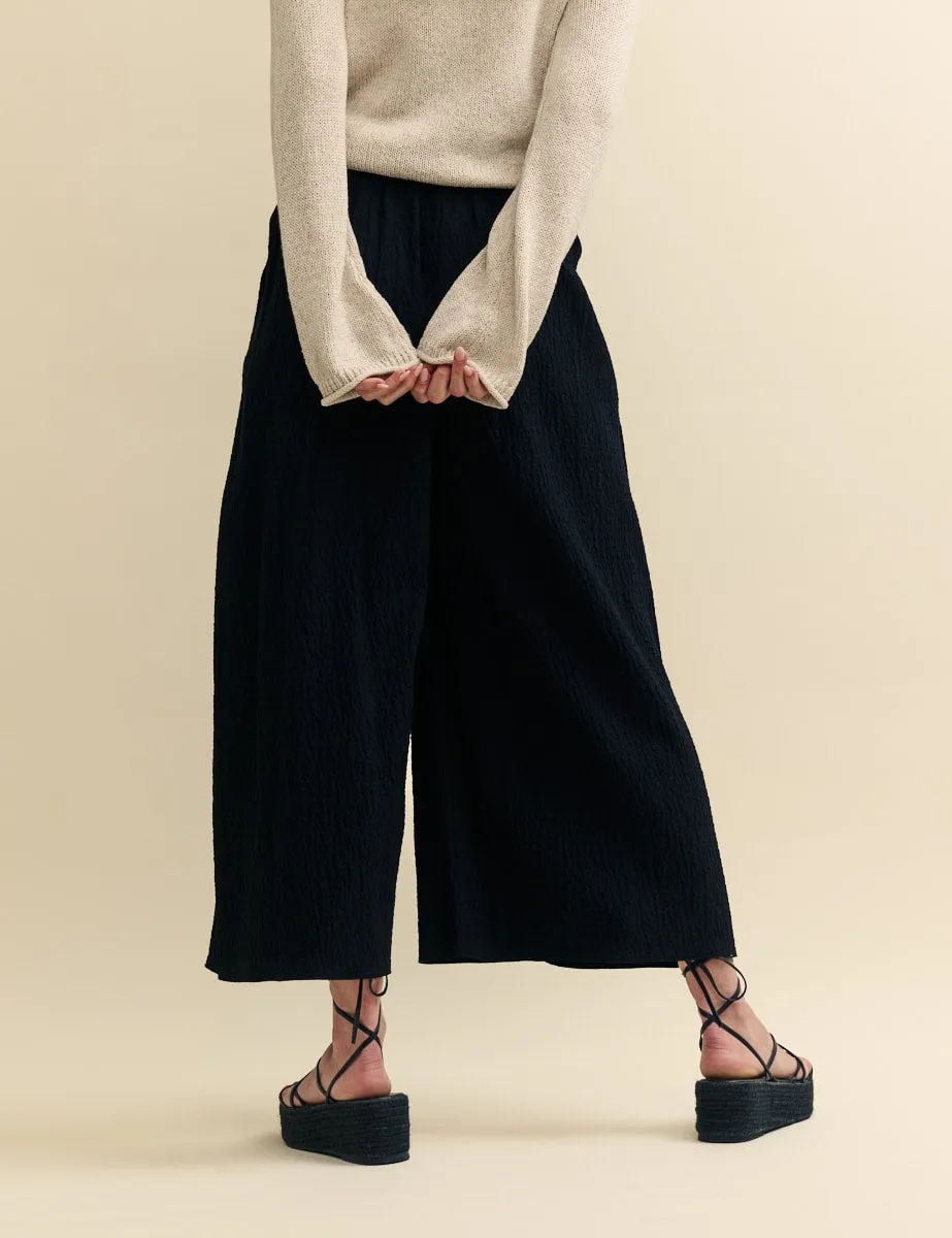 Black Wide Leg Cropped Trousers