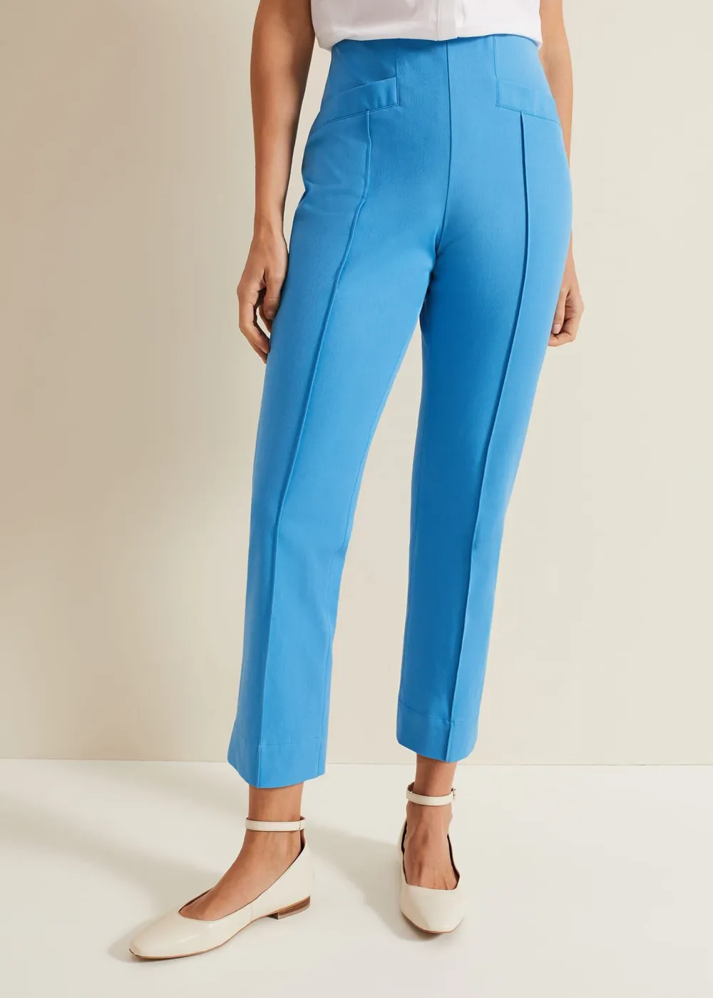 Conical Lady Pleated Trouser Suit