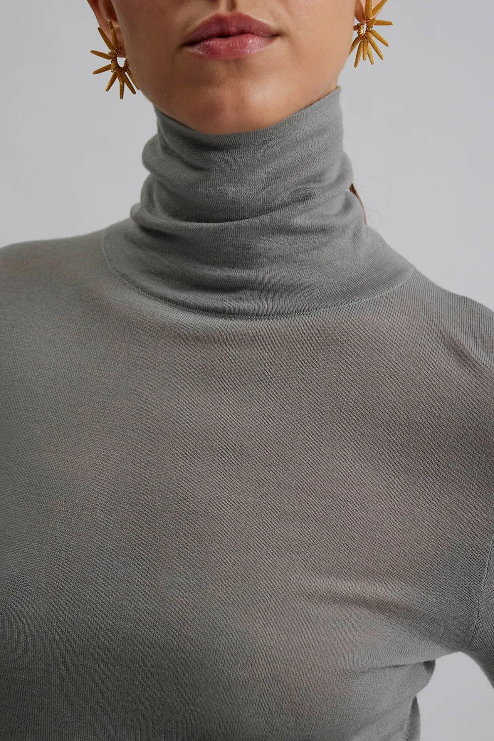 Wool Slim Fit Turtleneck Sweater
