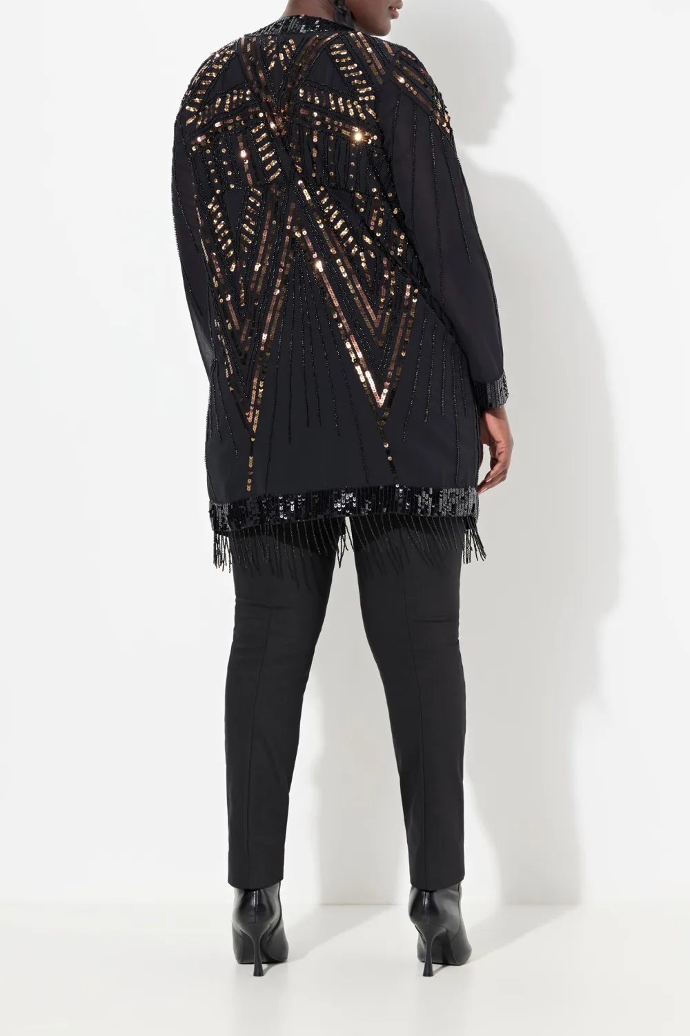 Long Sleeved Jacket With Tassel