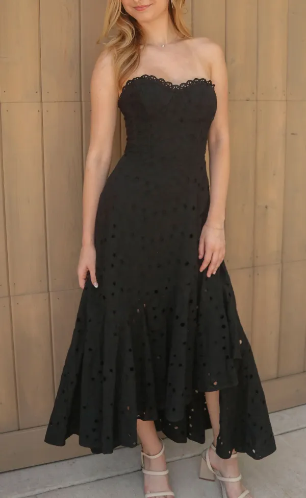 Eyelet Detailing Strapless Midi Dress