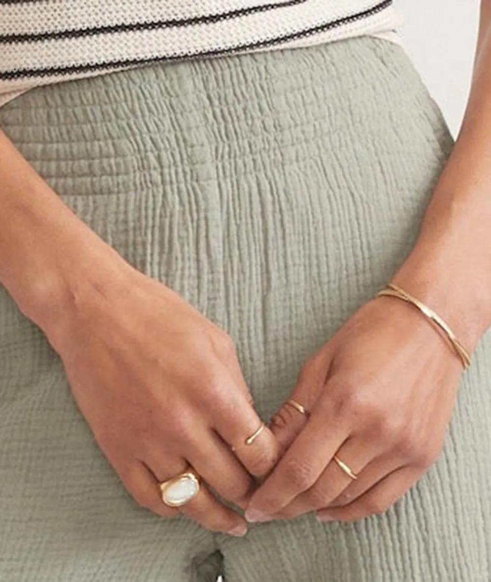 Olive Green Textured Cropped Pants