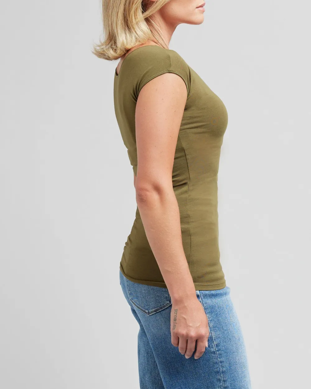 Short Sleeve Fitted T-Shirt